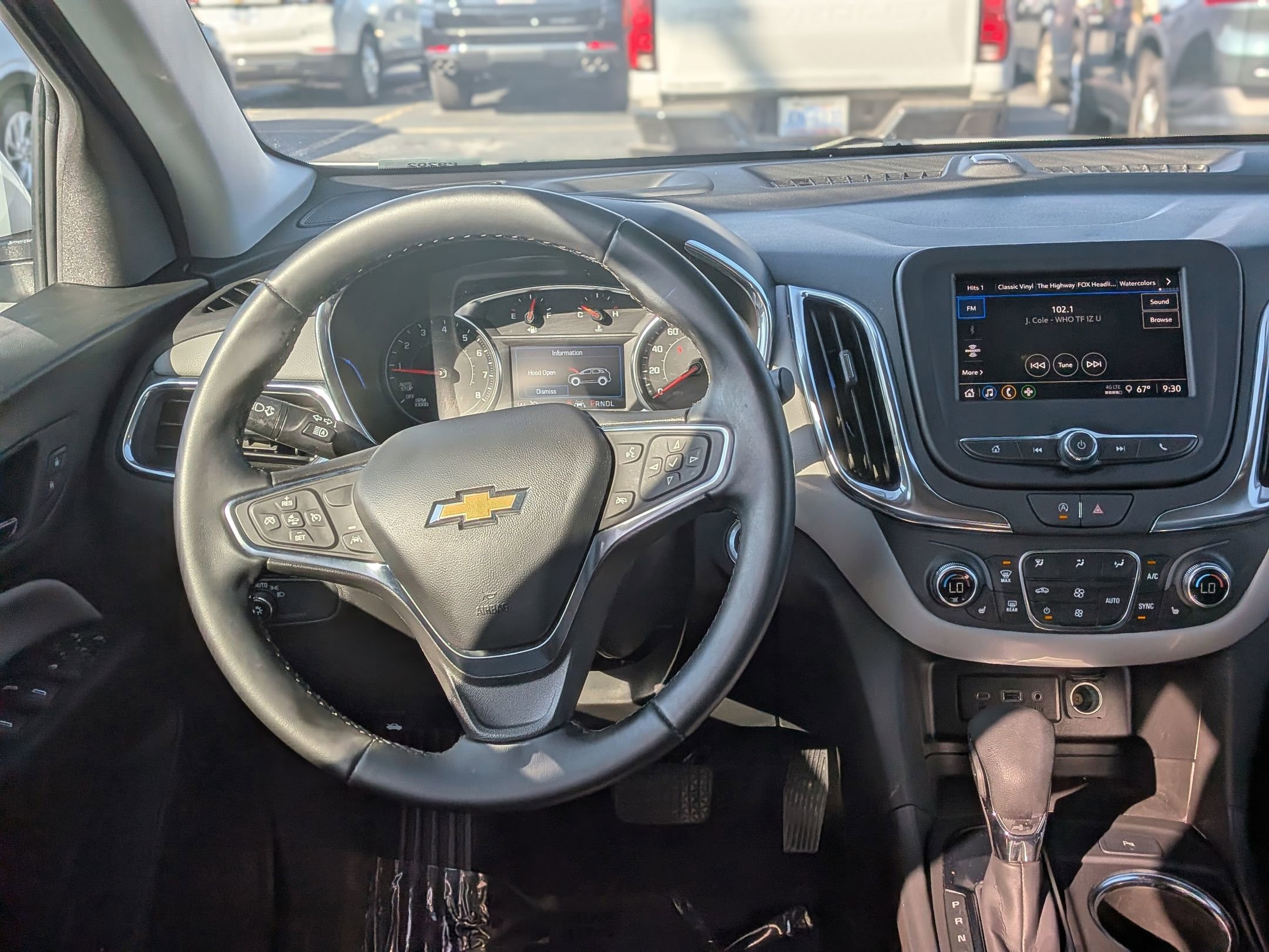 Certified 2024 Chevrolet Equinox LT w/ LPO, Floor Liner Package image 18