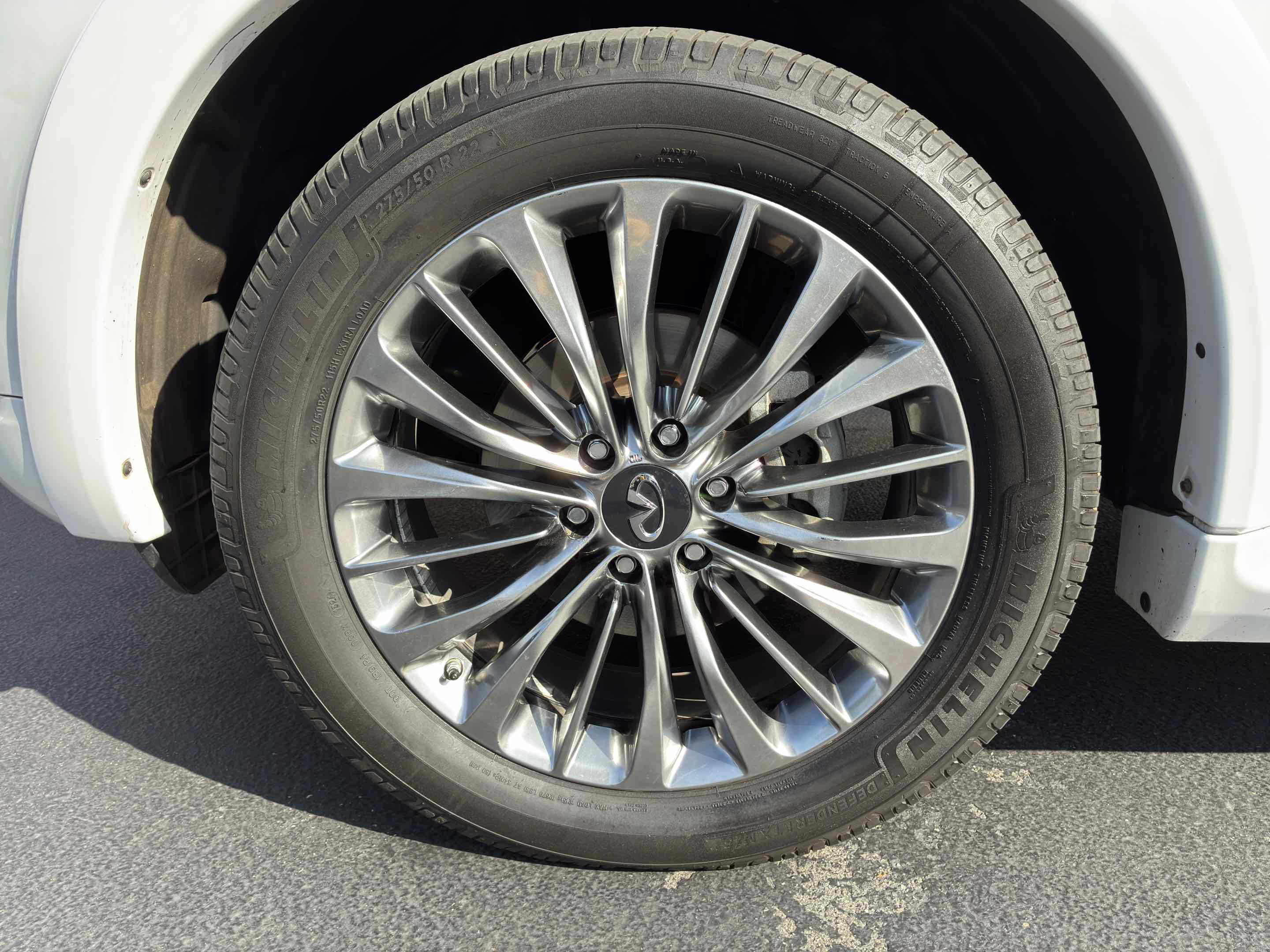 Used 2018 INFINITI QX80 4WD w/ Driver Assistance Package image 12