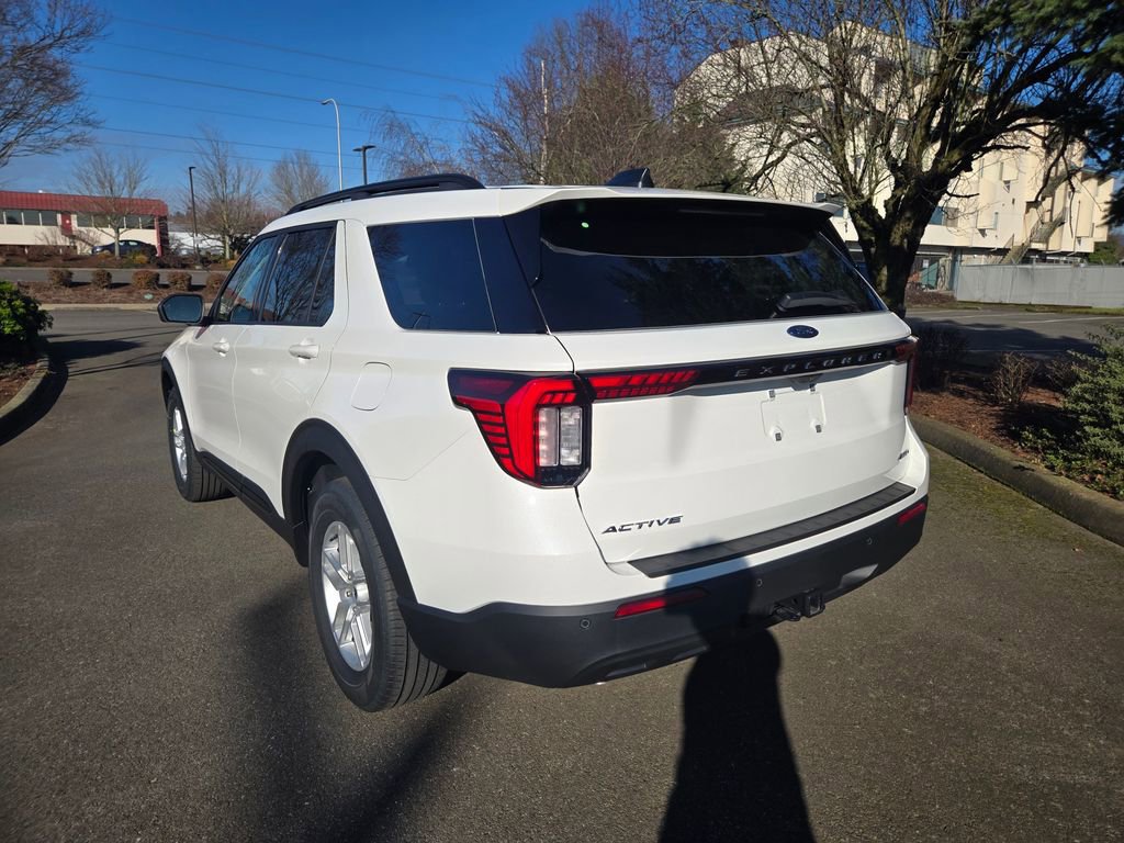 New 2026 Ford Explorer Active image 7