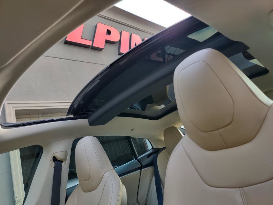 Used 2014 Tesla Model S 85 RWD image 11