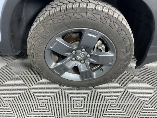 Certified 2025 Honda Ridgeline TrailSport image 37