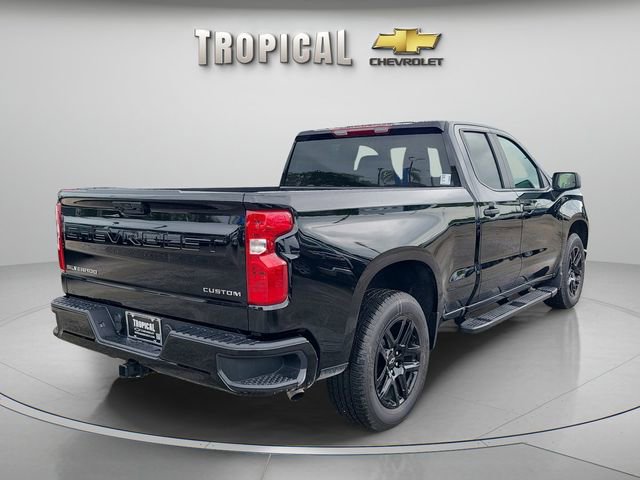 New 2026 Chevrolet Silverado 1500 Custom RWD image 3