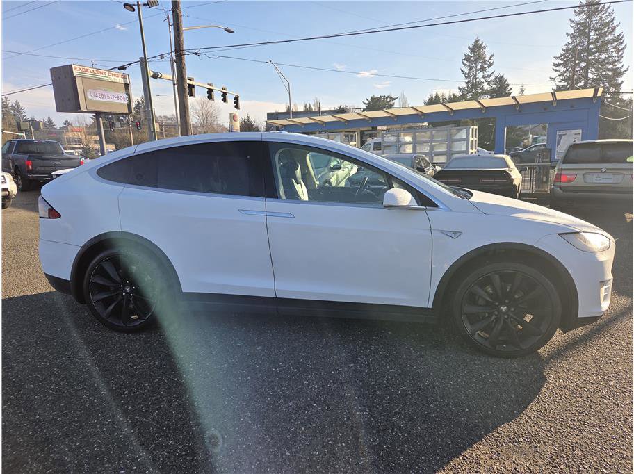Used 2016 Tesla Model X 90D AWD/4WD image 1