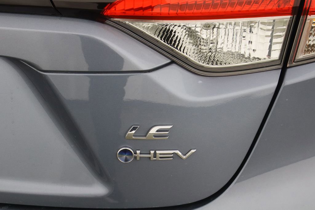Used 2025 Toyota Corolla LE w/ Convenience Package image 41
