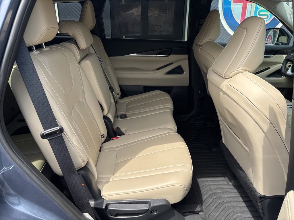 Used 2023 INFINITI QX60 Sensory w/ Cargo Package image 63