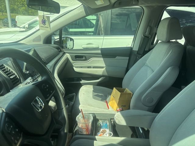 Used 2018 Honda Odyssey EX image 2