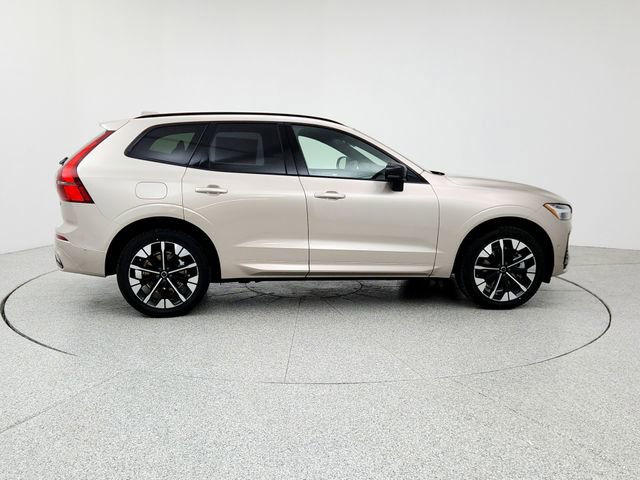 New 2026 Volvo XC60 T8 Plus w/ Protection Package Premier image 4