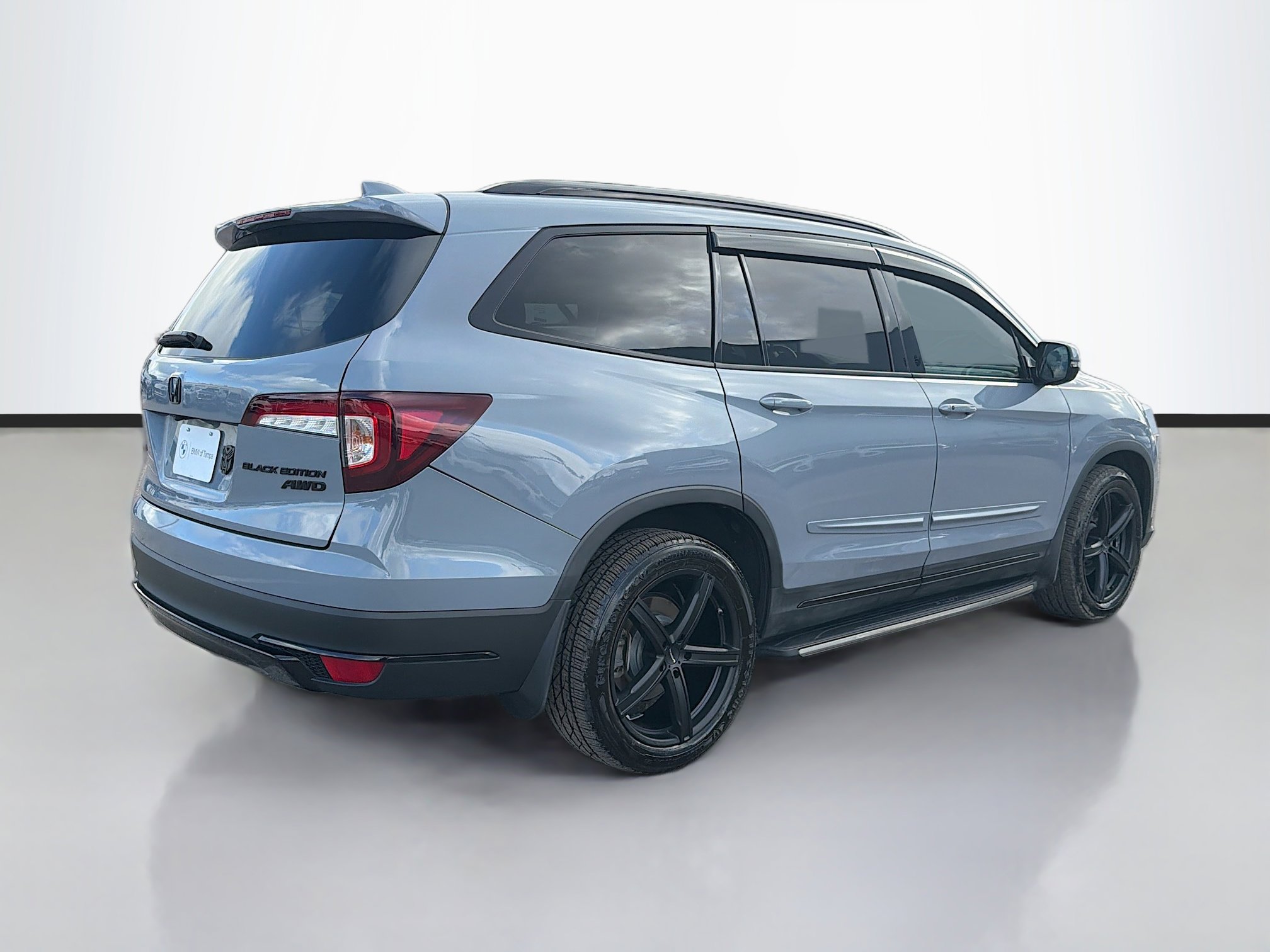 Used 2022 Honda Pilot Black Edition image 3