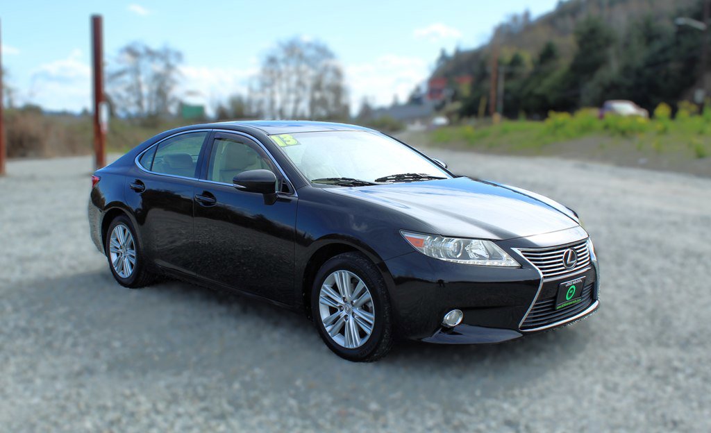 Used 2013 Lexus ES 350 w/ Luxury Pkg