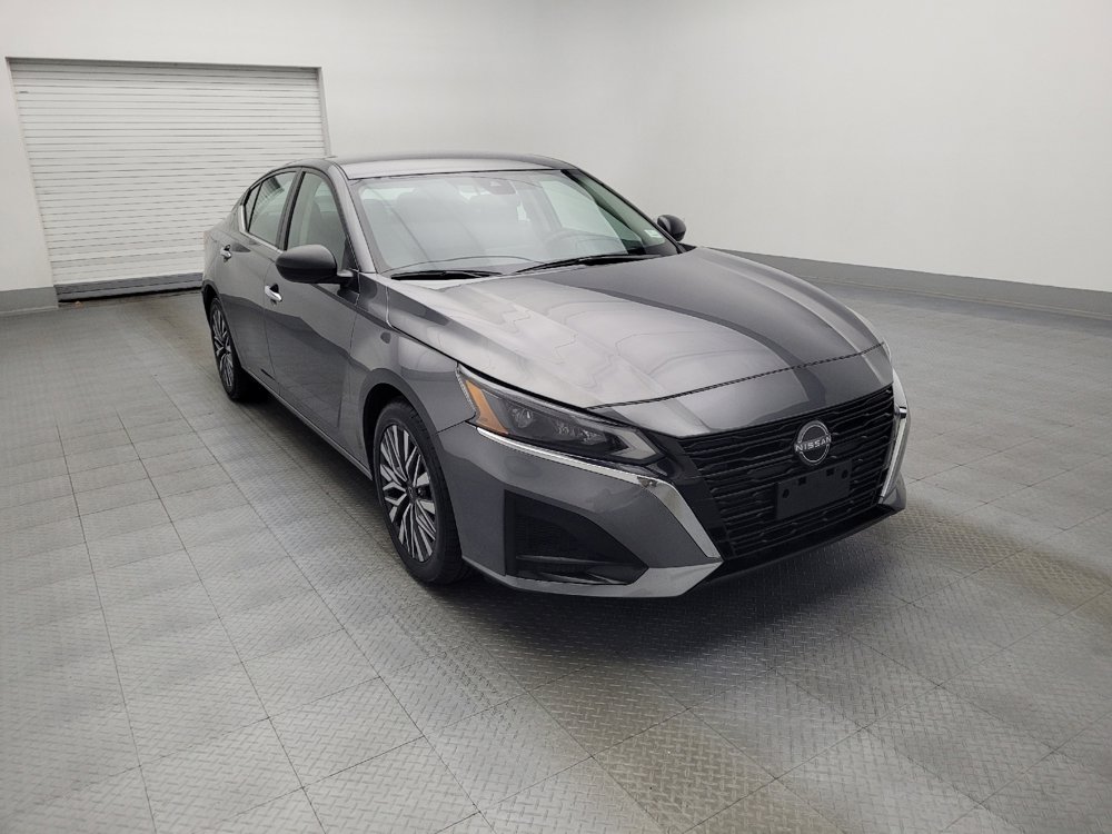 Used 2024 Nissan Altima 2.5 SV image 13