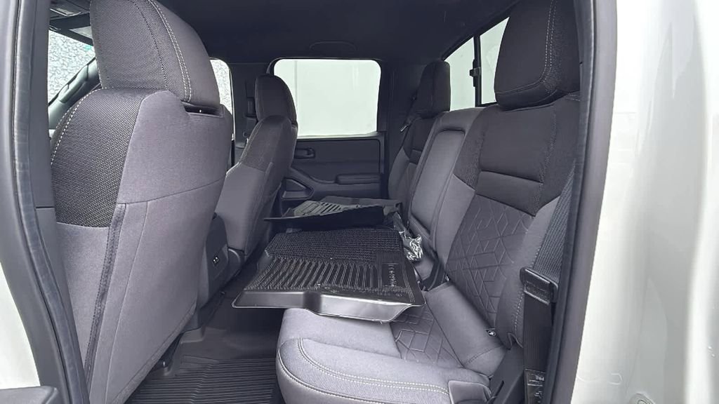 New 2026 Nissan Frontier SV w/ Tow Package AWD/4WD image 17