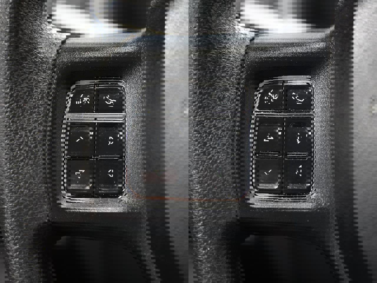 Used 2019 RAM 1500 Express image 29