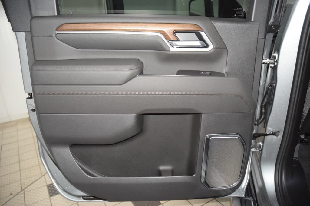 New 2026 Chevrolet Silverado 2500 High Country w/ High Country Premium Package AWD/4WD image 52