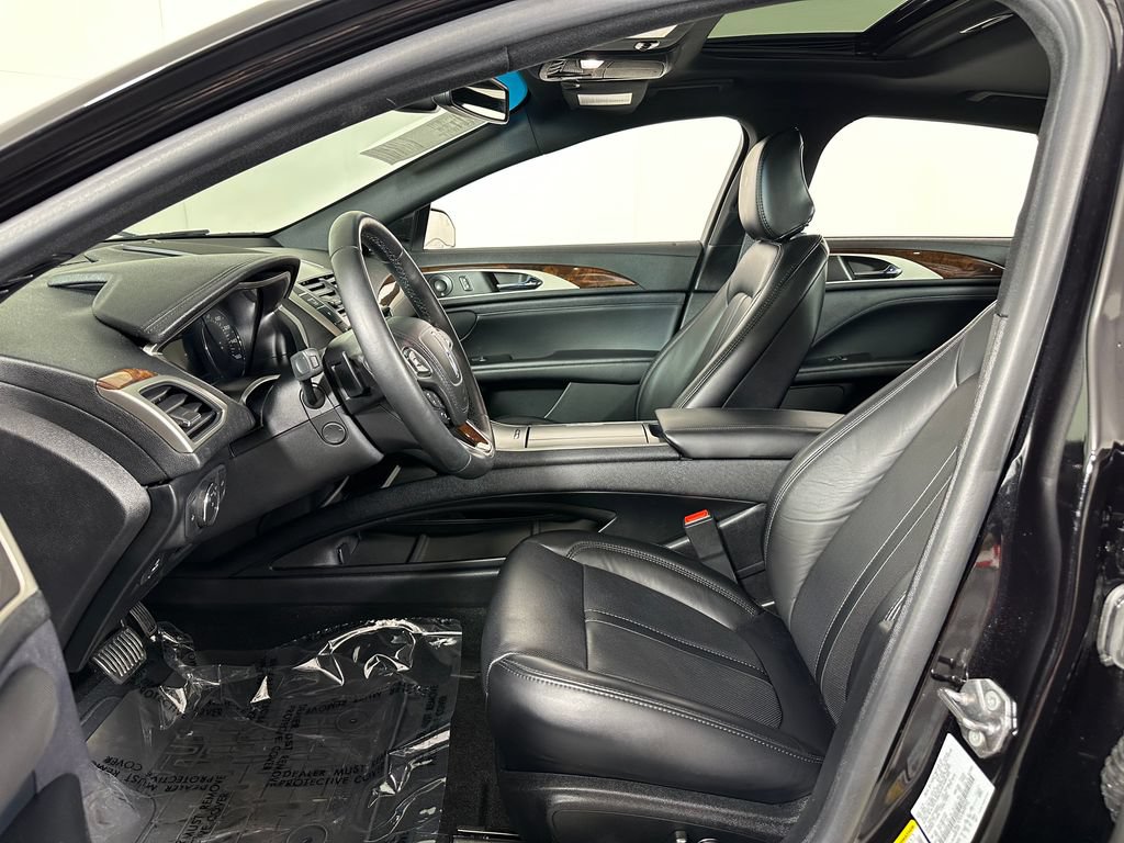 Used 2020 Lincoln MKZ Reserve w/ Elements Package AWD/4WD image 14