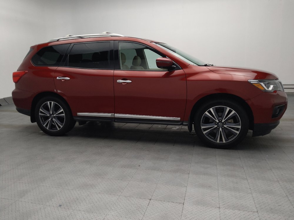 Used 2019 Nissan Pathfinder Platinum FWD image 11