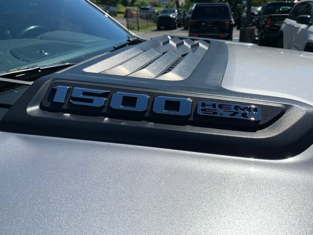 Used 2022 RAM 1500 Laramie w/ Sport Appearance Package AWD/4WD image 11