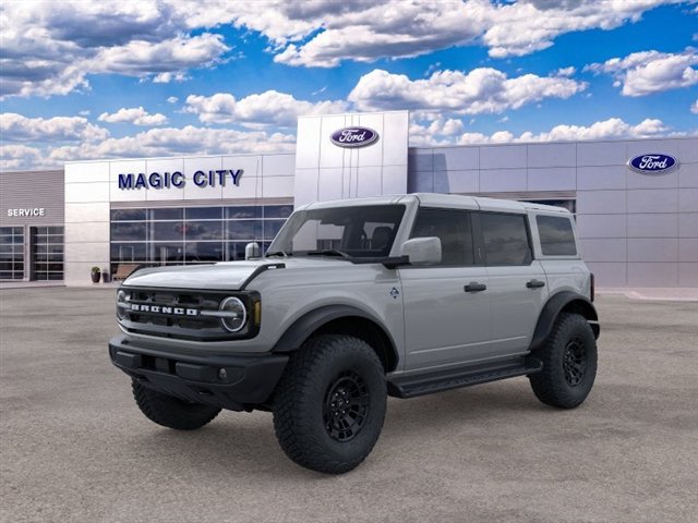 New 2026 Ford Bronco Outer Banks w/ Sasquatch Package AWD/4WD image 1