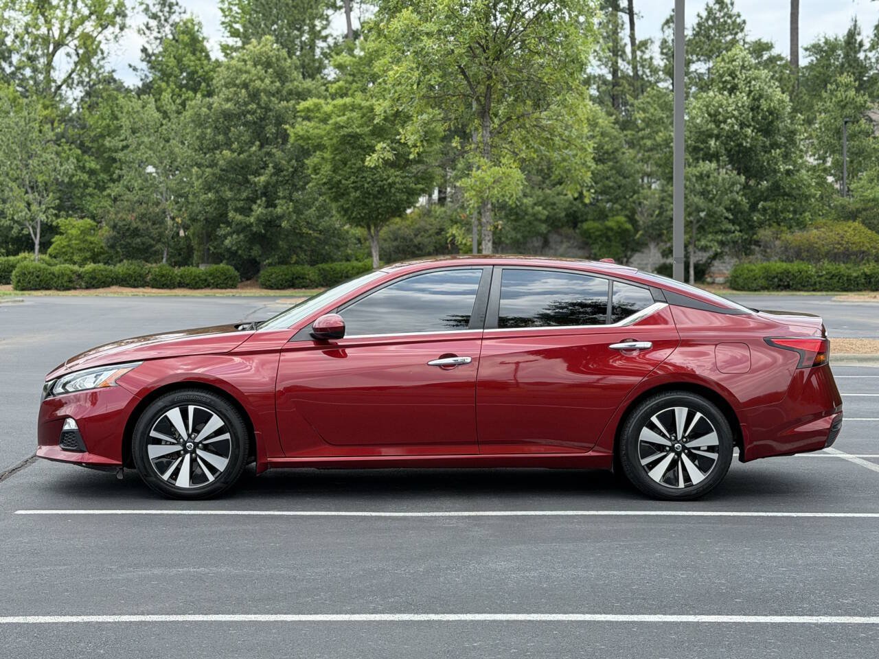 Used 2021 Nissan Altima 2.5 SV FWD image 4