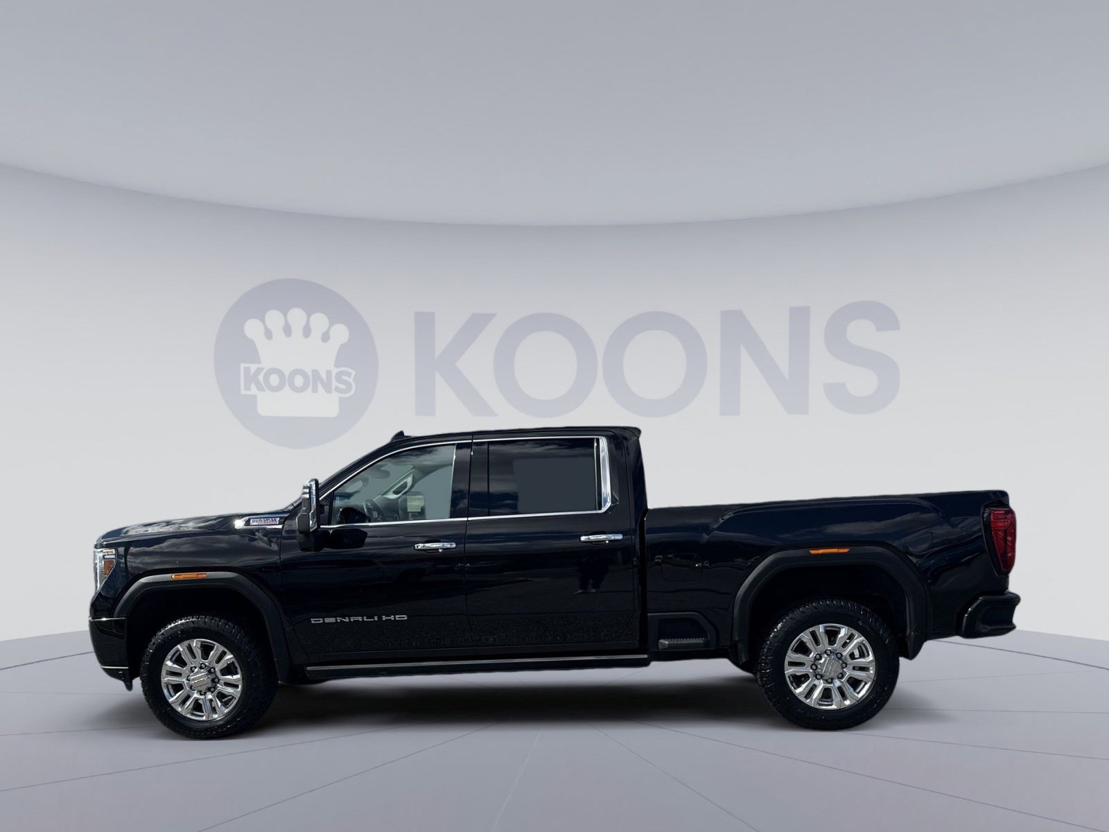 Used 2022 GMC Sierra 2500 Denali image 2