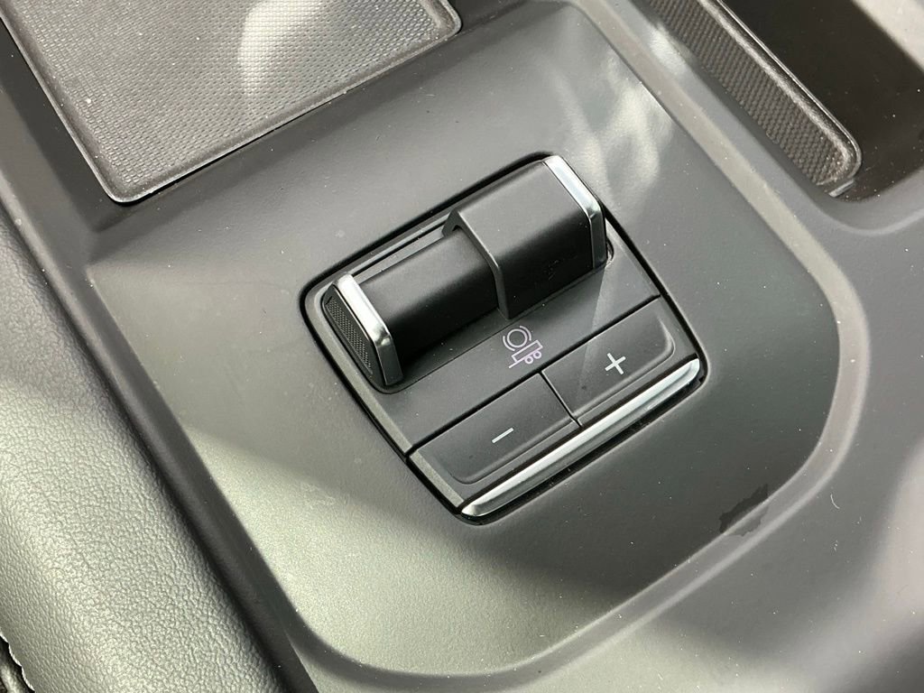 Used 2024 GMC Sierra 2500 Denali w/ Denali Reserve Package image 46