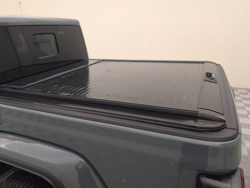 Used 2025 Jeep Gladiator Sport AWD/4WD image 40