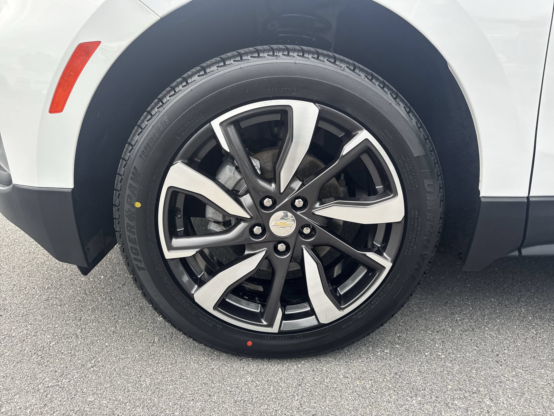 Certified 2022 Chevrolet Equinox LT AWD/4WD image 18