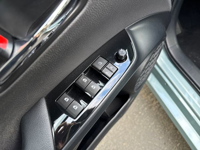 Used 2016 Toyota Prius Four Touring w/ Premium Convenience Package image 11