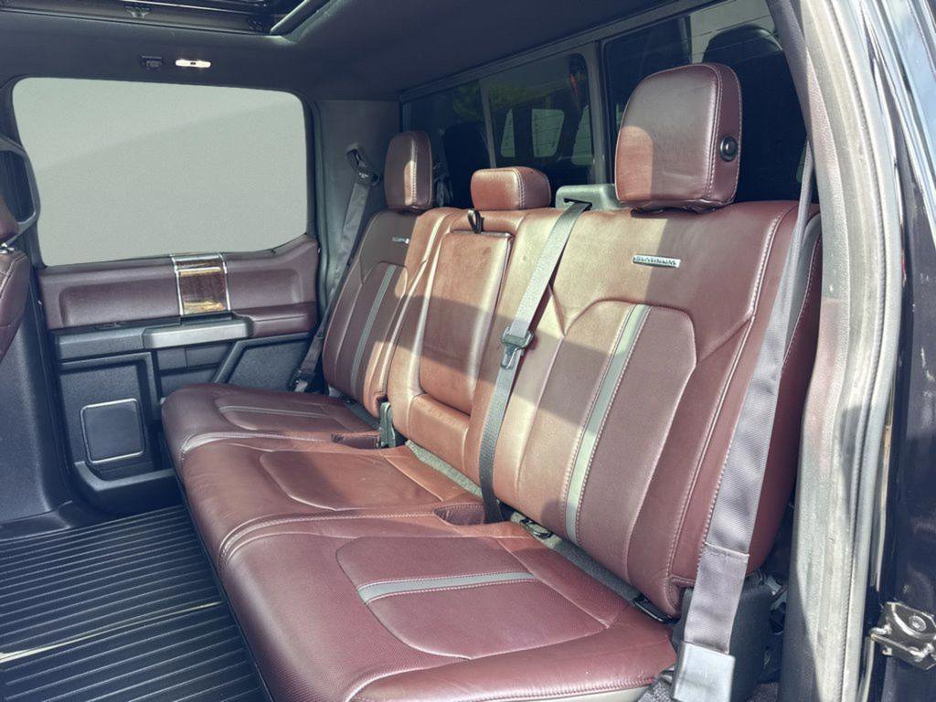 Used 2017 Ford F150 Platinum w/ Equipment Group 701A Luxury image 36