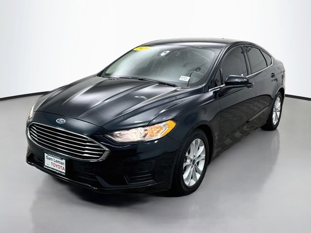 Used 2020 Ford Fusion SE FWD image 3
