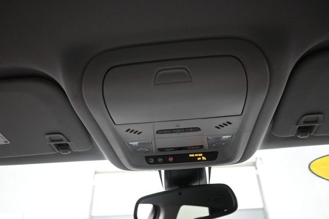Used 2023 Chevrolet Blazer LT w/ Convenience Package FWD image 12