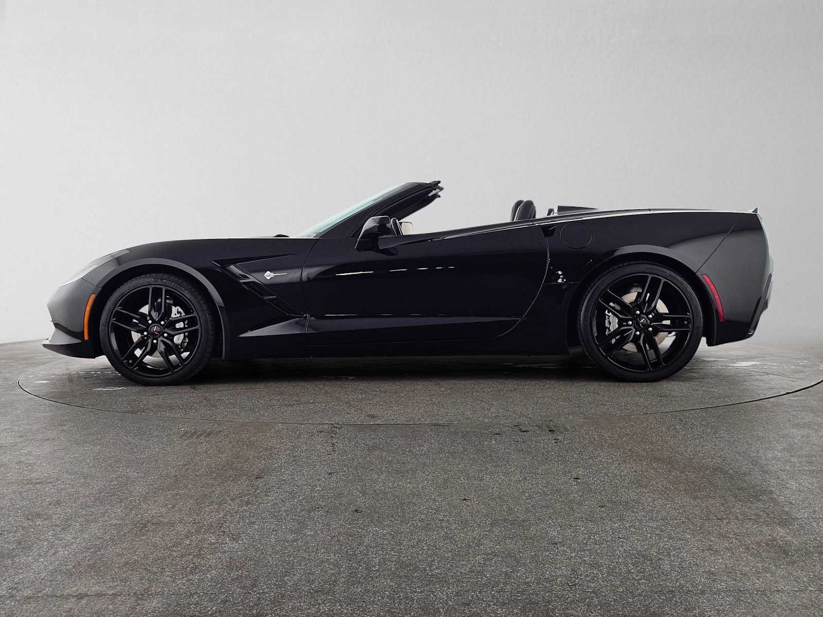 Used 2019 Chevrolet Corvette Stingray Convertible w/ 1LT RWD image 27