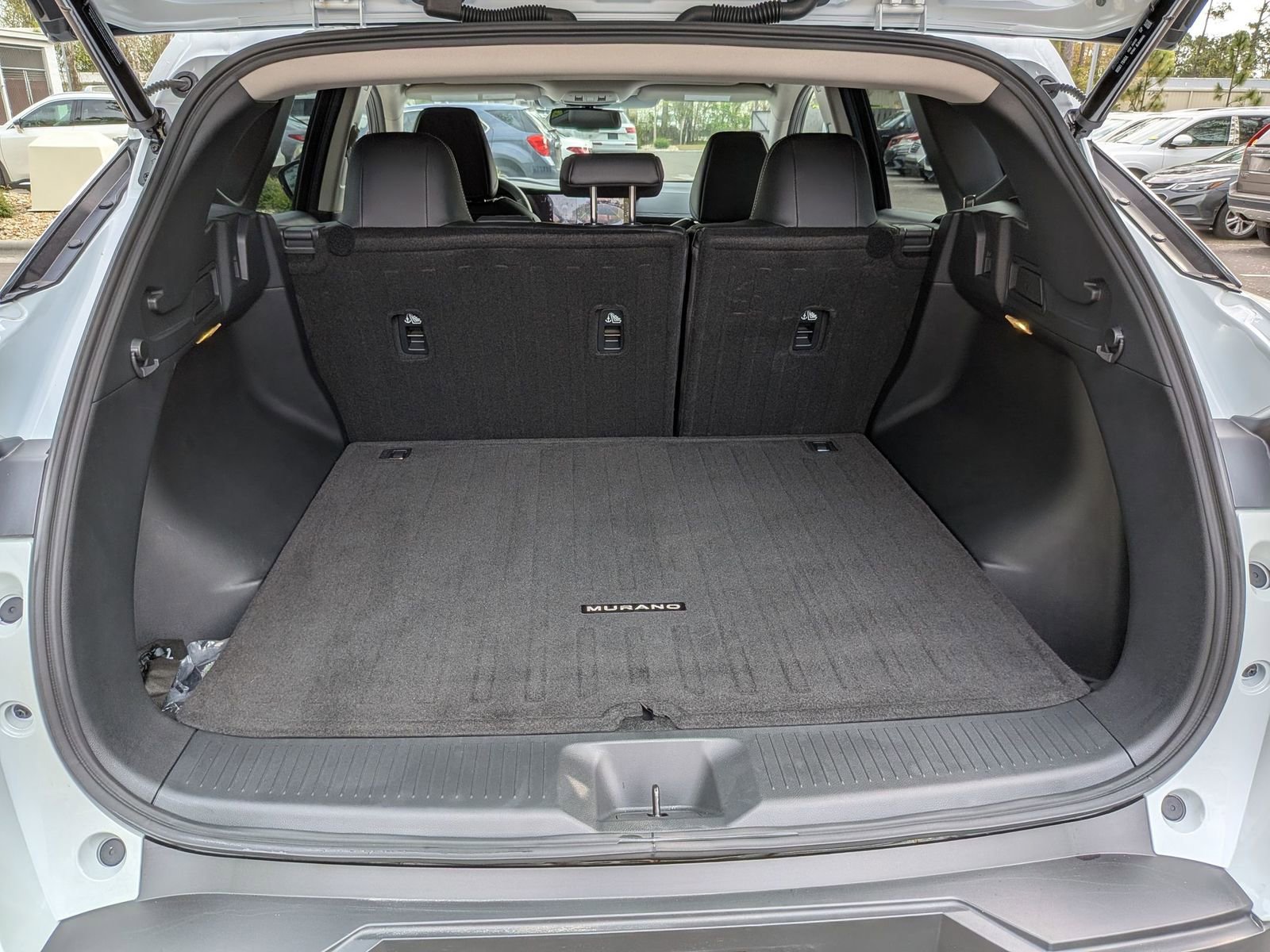 Used 2025 Nissan Murano SL image 33