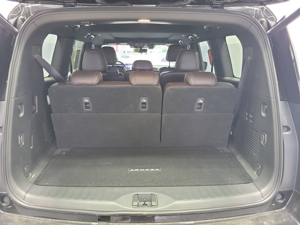 Used 2025 Nissan Armada Platinum AWD/4WD image 11