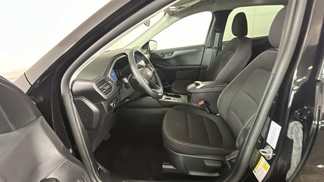 Used 2025 Ford Escape Active FWD image 11