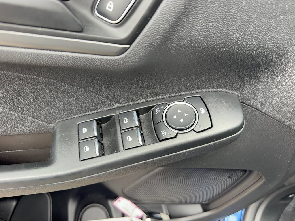Certified 2023 Ford Escape Active AWD/4WD image 10
