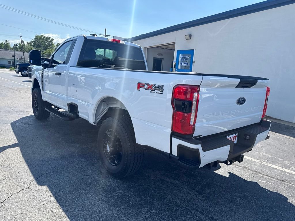 Used 2025 Ford F250 XL w/ STX Appearance Package AWD/4WD image 11