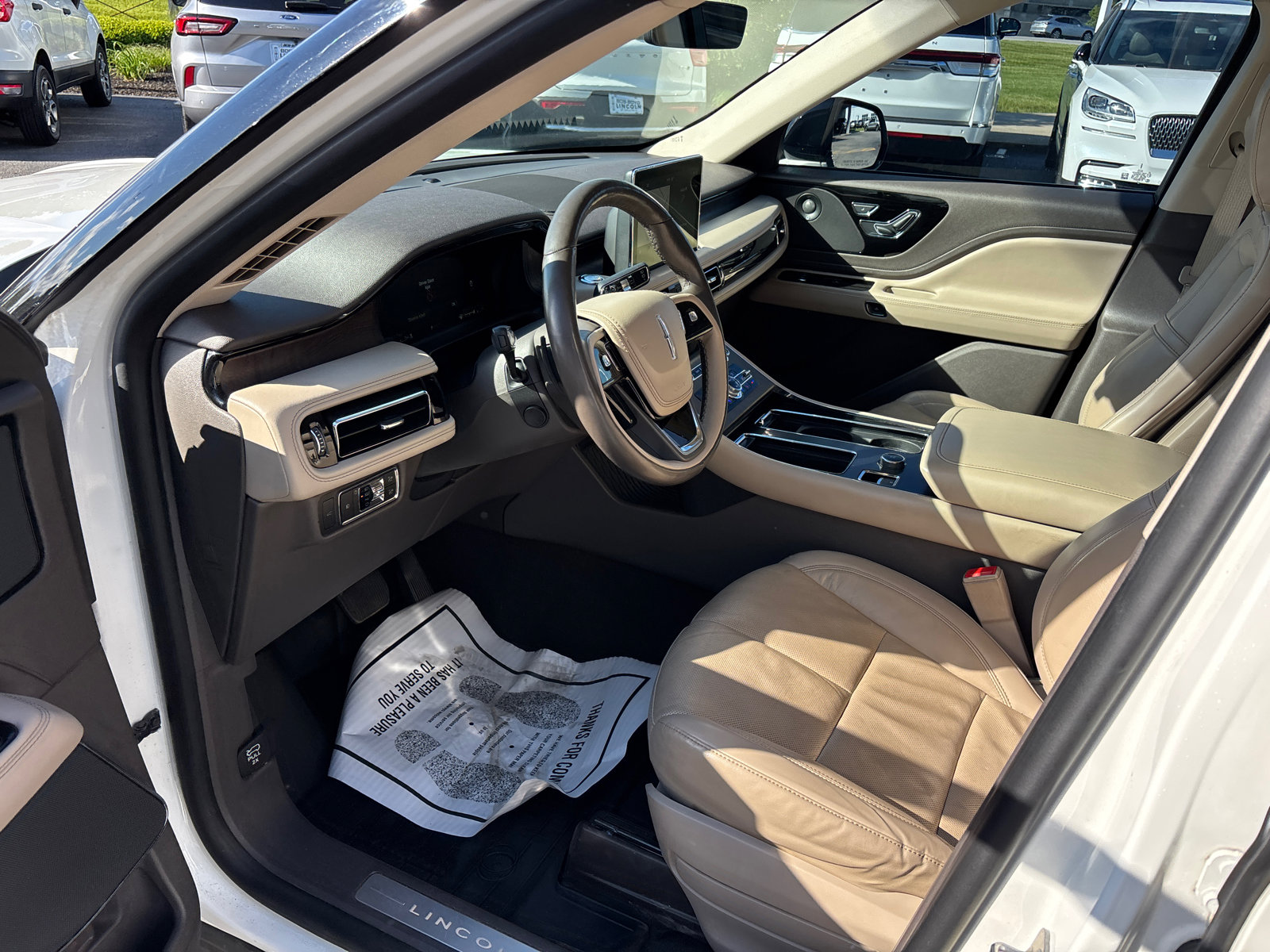 Certified 2020 Lincoln Aviator Reserve w/ Elements Package Plus AWD/4WD image 24