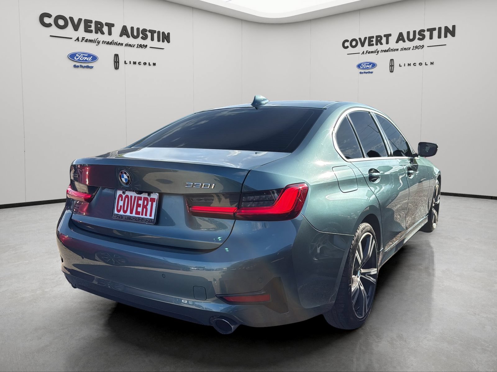 Used 2021 BMW 330i xDrive Sedan AWD/4WD image 5