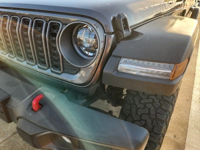 Used 2025 Jeep Wrangler Unlimited Rubicon image 8