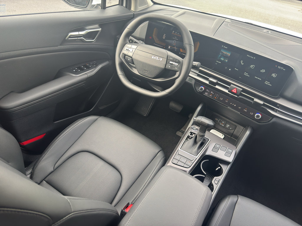 New 2026 Kia Sportage EX FWD image 11