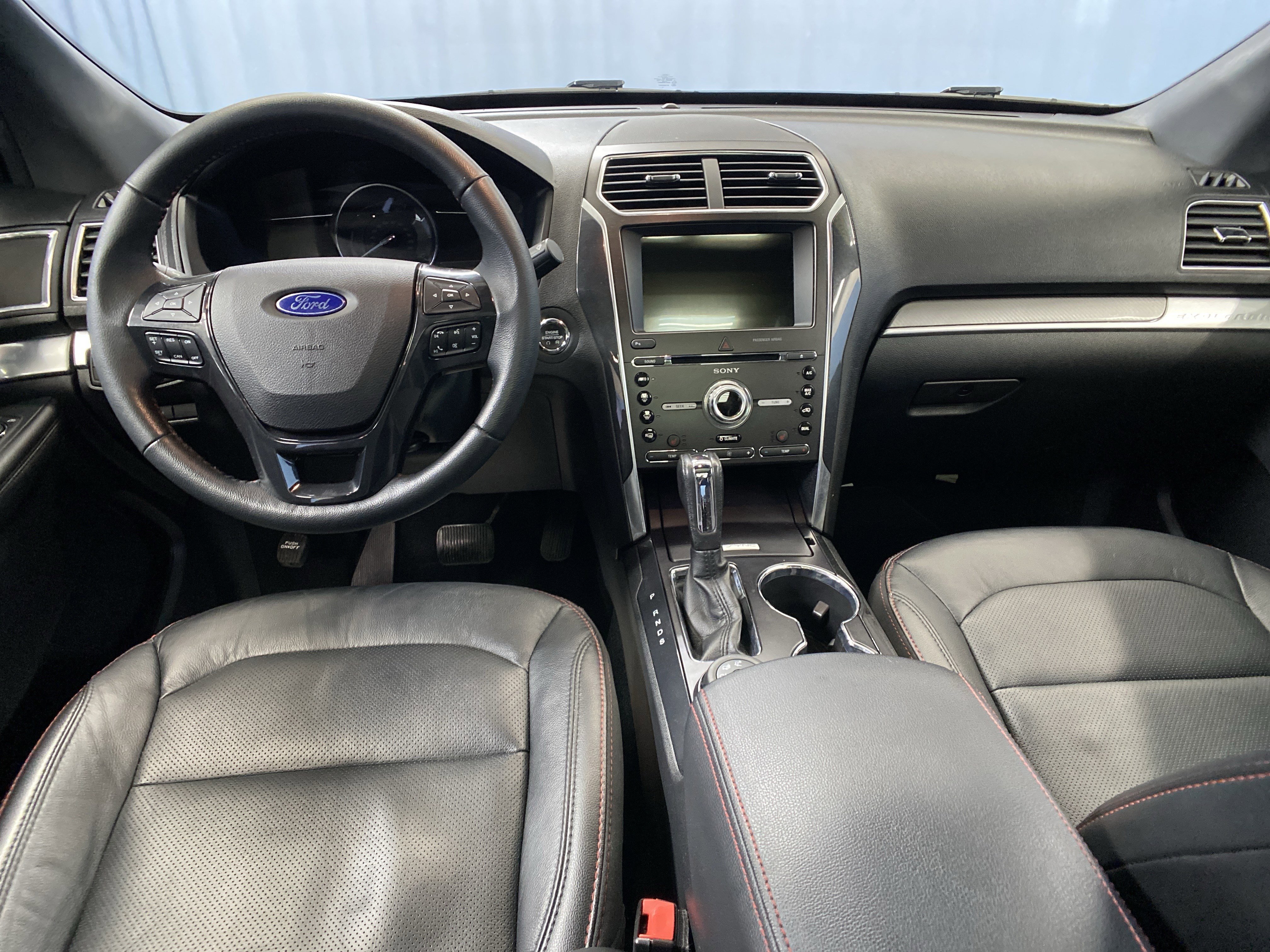 Used 2018 Ford Explorer Sport image 31