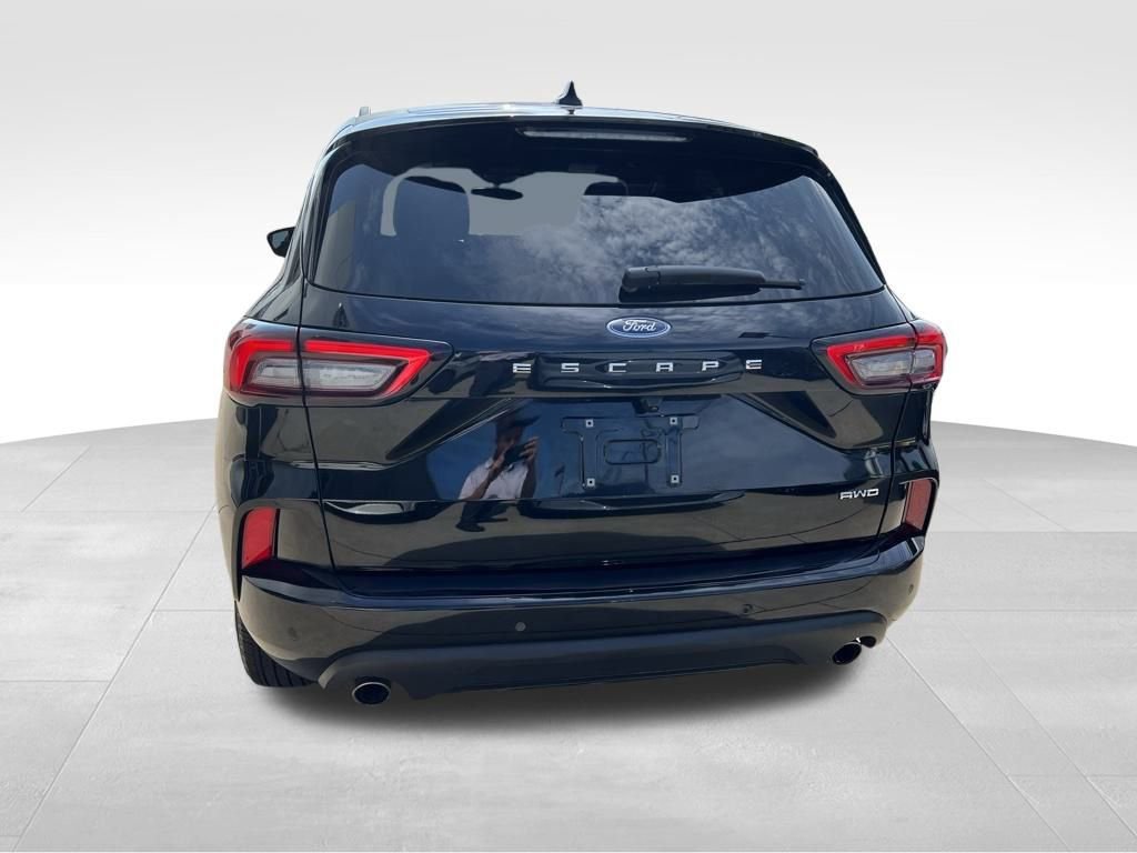 Used 2023 Ford Escape ST-Line w/ Tech Pack #1 image 6