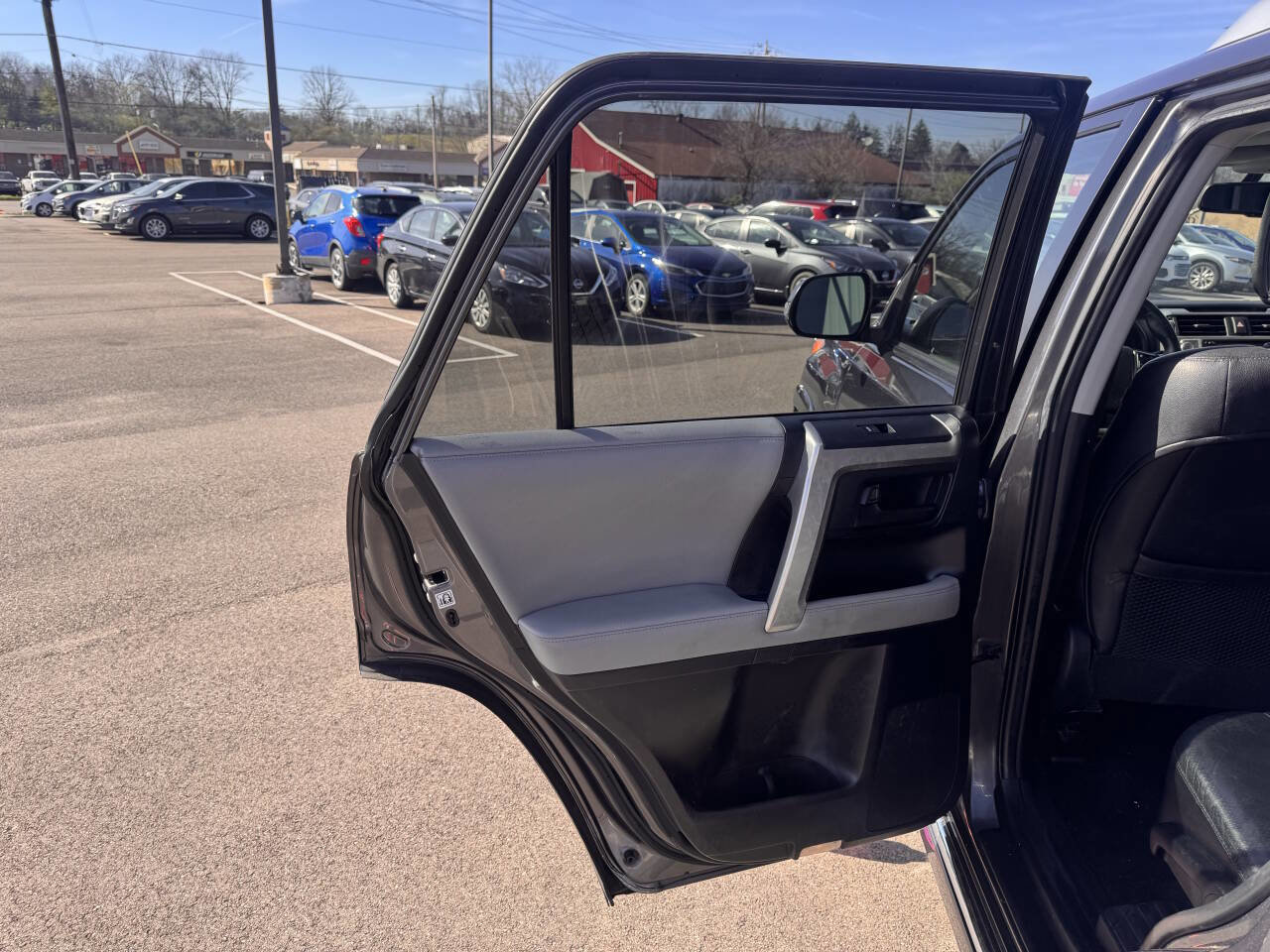 Used 2013 Toyota 4Runner SR5 w/ Premium Pkg w/3rd Row Seat image 12