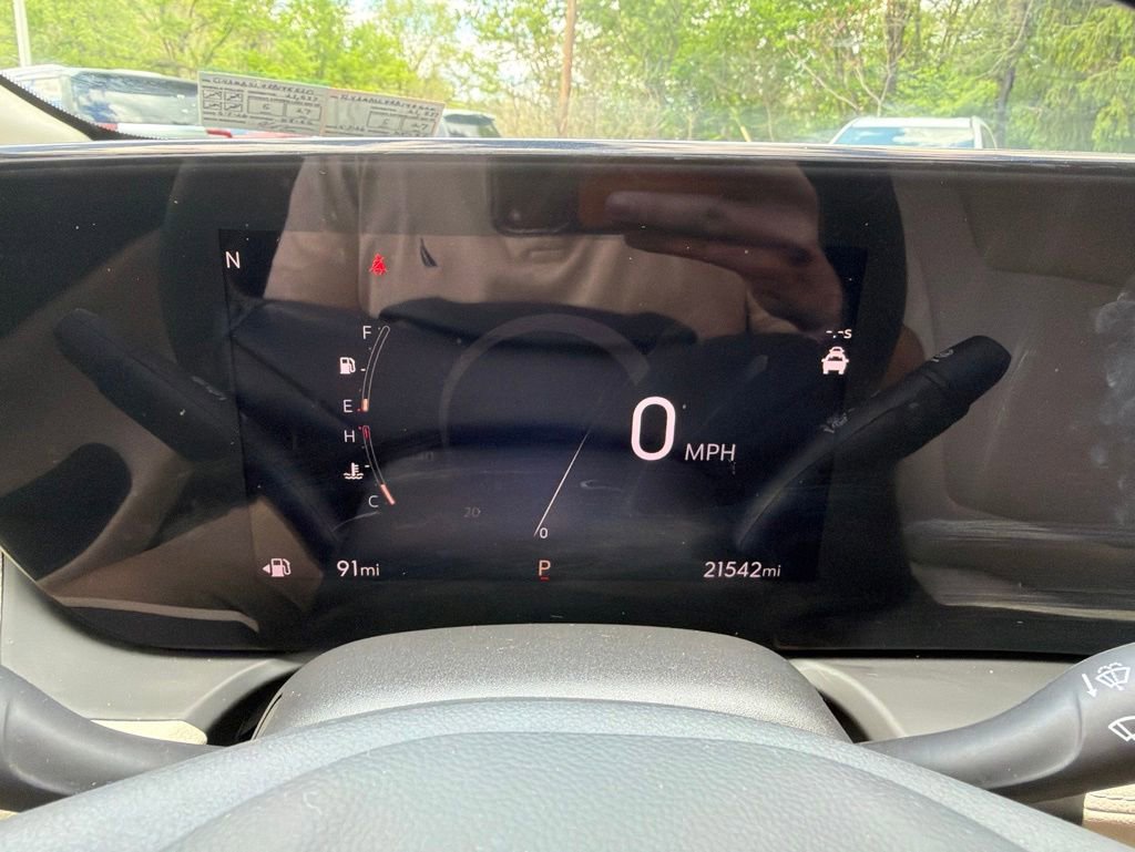 Used 2024 Buick Encore GX Preferred w/ Comfort Package FWD image 23