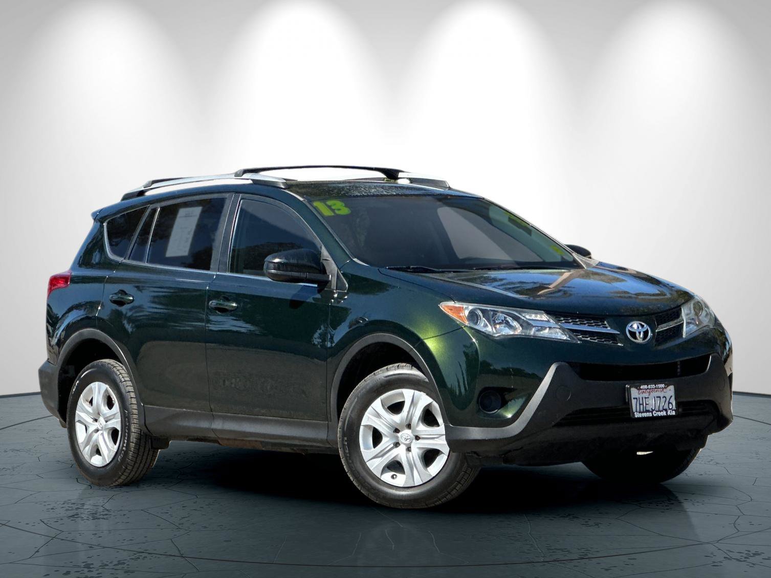 Used 2013 Toyota RAV4 LE AWD/4WD image 2