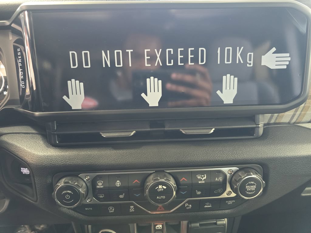 New 2026 Jeep Gladiator Sport AWD/4WD image 20