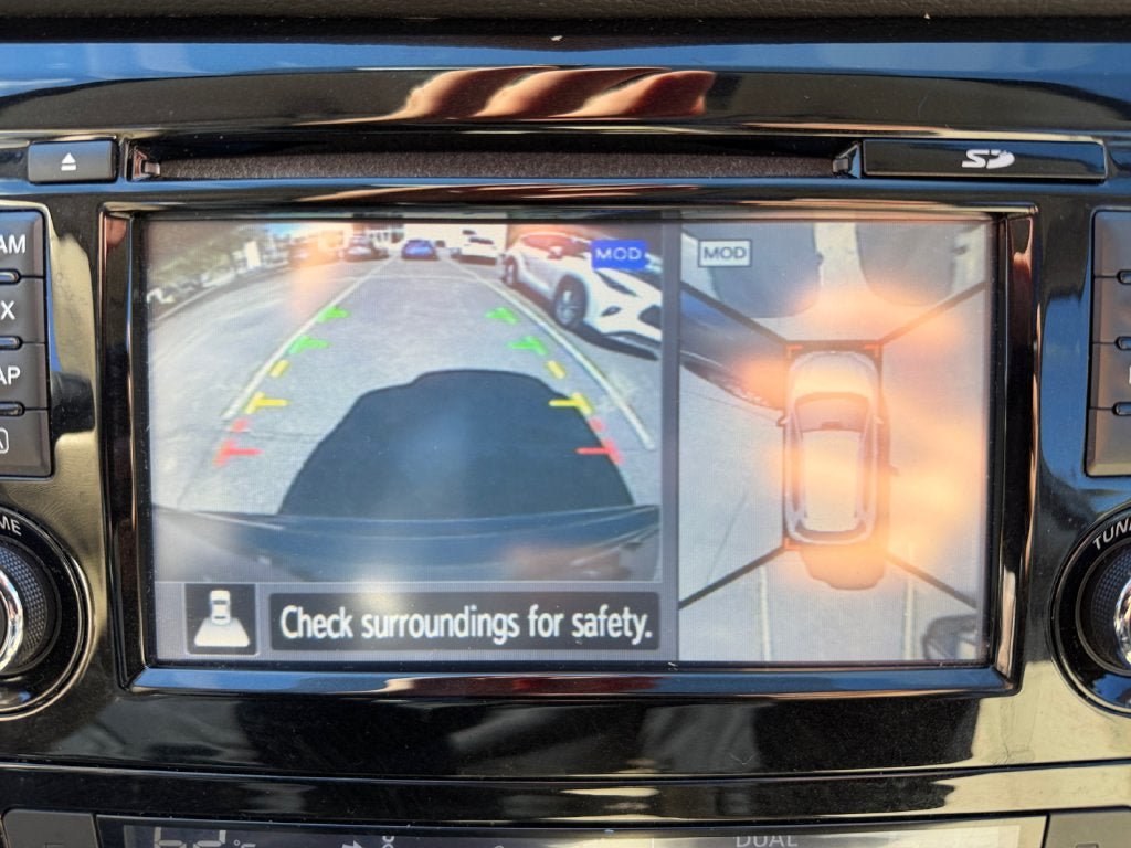 Used 2015 Nissan Rogue SL w/ SL Premium Package AWD/4WD image 22
