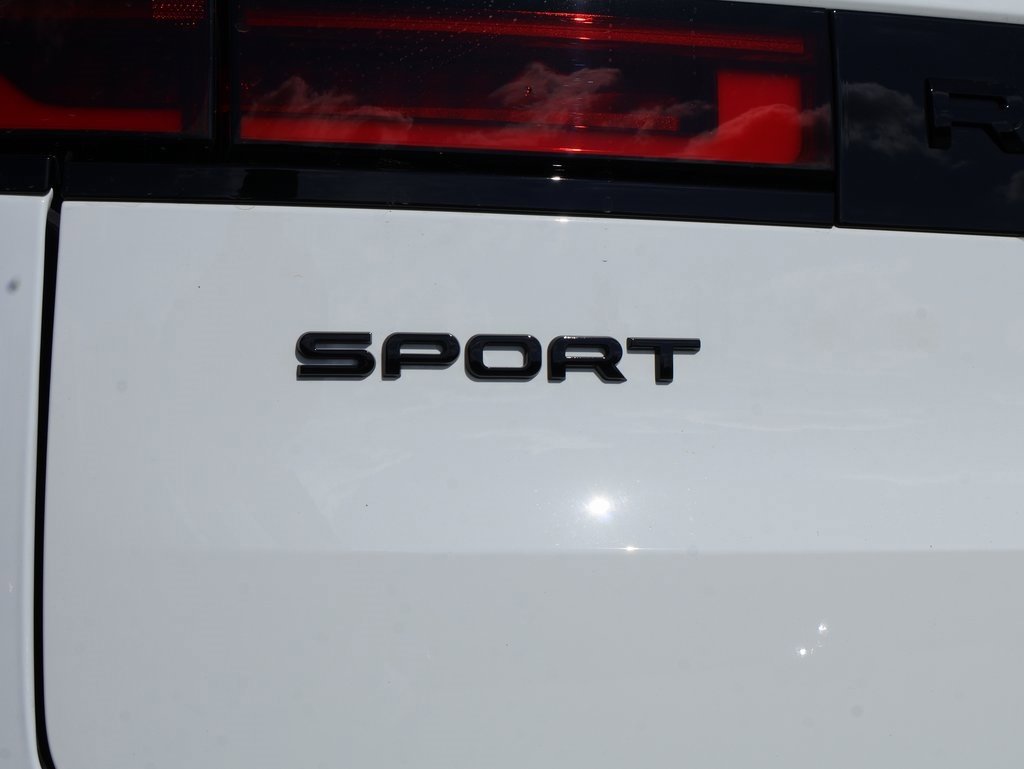 New 2025 Land Rover Range Rover Sport Dynamic SE image 34