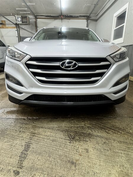 Used 2018 Hyundai Tucson SEL Plus AWD/4WD image 3