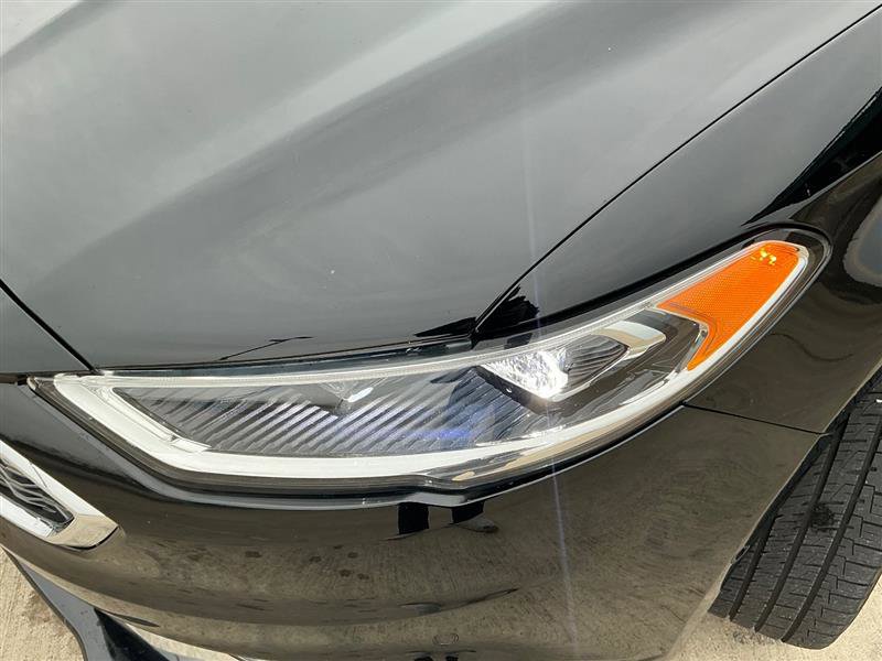 Used 2017 Ford Fusion Platinum image 18